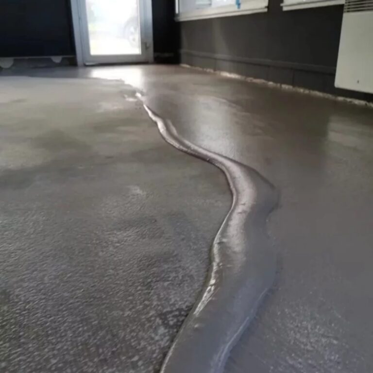Sol en béton ciré pour grand espace résidentiel 1
