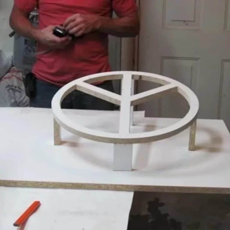 Table basse ronde en béton ciré sur mesure 1